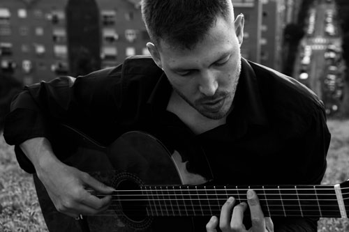 Samuel Beluzán, Gitarrenlehrer in Berlin Schöneberg